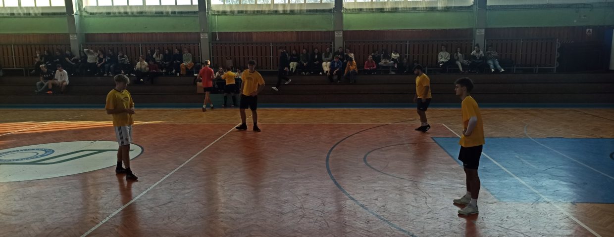 Turnaj středních škol ve futsalu