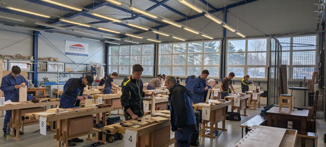 Regionální kolo soutěže oboru truhlář na SŠ stavební a dřevozpracující Ostrava
