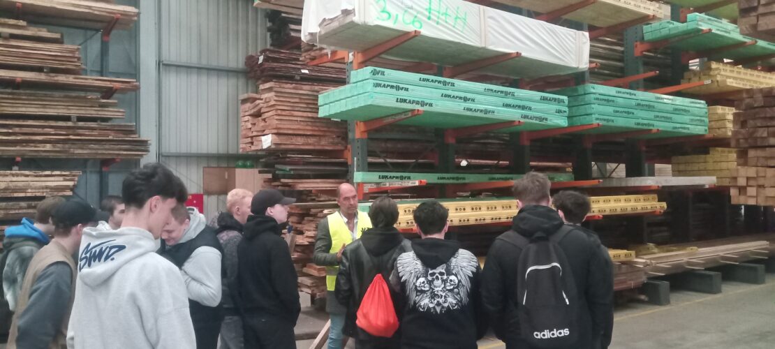 Exkurze žáků TR2 ve společnosti JAF HOLZ